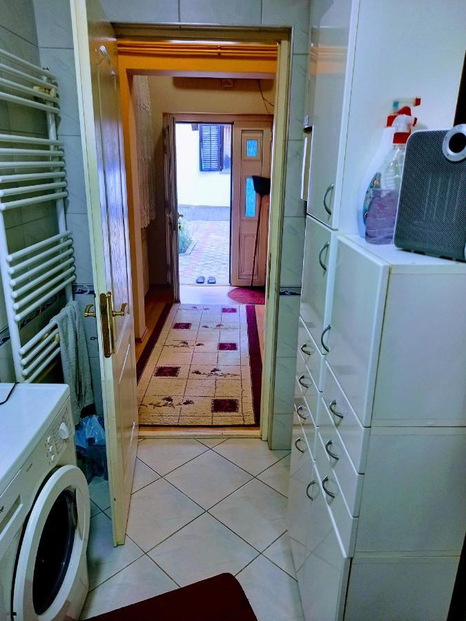 Stan Na Dan J & M Lägenhet Vrsac Exteriör bild